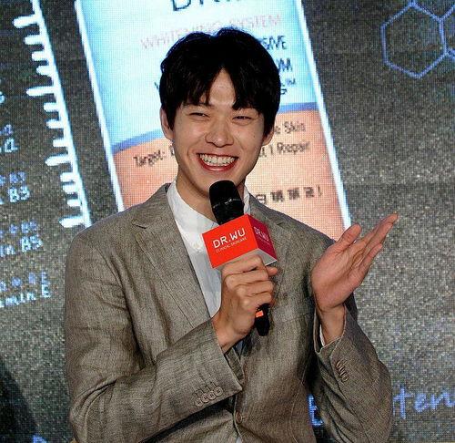 一线吃瓜娱乐圈喻闻,揭秘明星幕后故事